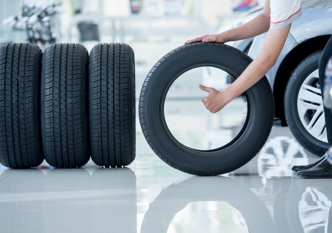 10 ยางรถยนต์ยี่ห้อไหนดี ทนทาน เกาะถนนดี มั่นใจในทุกเส้นทาง