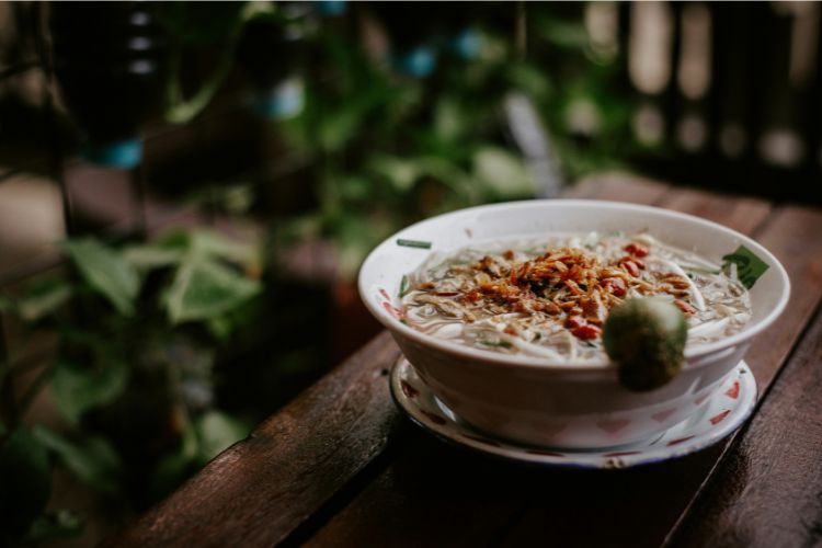 เมนู อาหารเย็นไม่อ้วน ก๋วยเตี๋ยว น้ำใส อกไก่