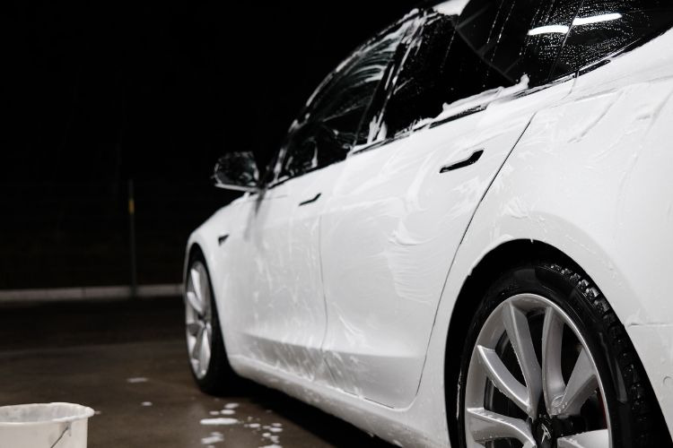  วิธีการดูแลรักษารถยนต์ การดูแลรถ ล้างรถ ทำความสะอาด ภายใน ภายนอก